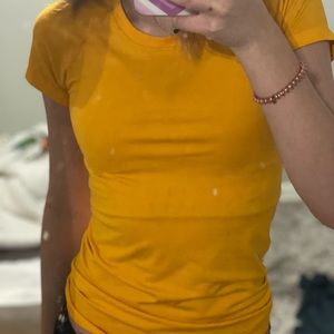 Lululemon short sleeve swiftly tech! DISCONTINUED COLOR!